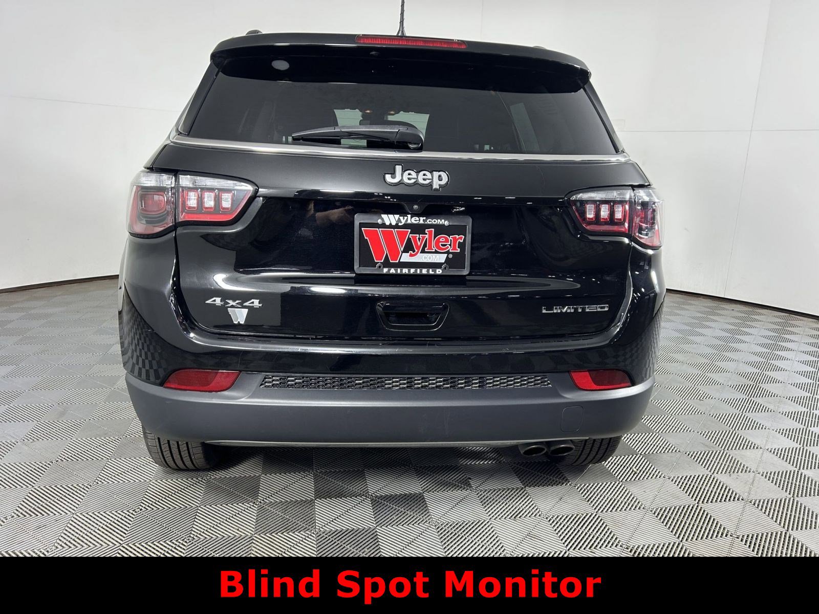 Used 2022 Jeep Compass Limited image 7