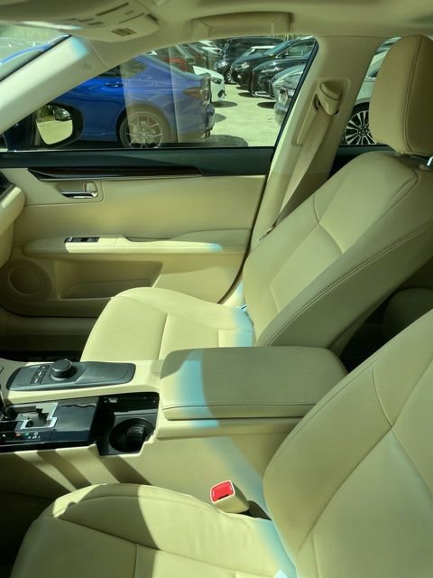 Used 2013 Lexus ES 350 w/ Premium Pkg image 9