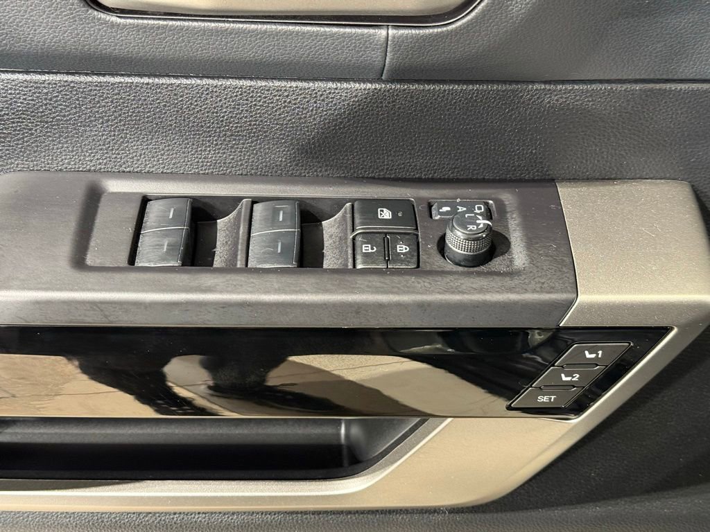 Used 2023 Toyota Tundra Limited image 15