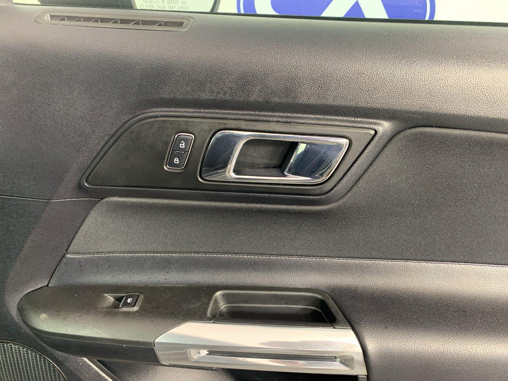 Used 2017 Ford Mustang GT image 31