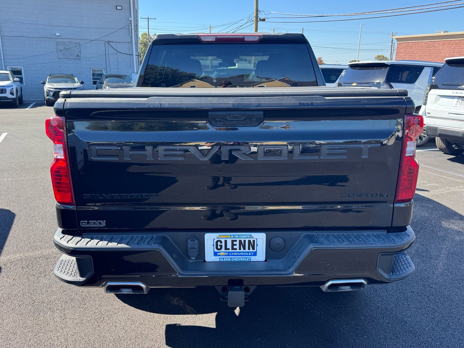 Used 2024 Chevrolet Silverado 1500 Custom Trail Boss w/ LPO, Dark Essentials Package AWD/4WD image 5