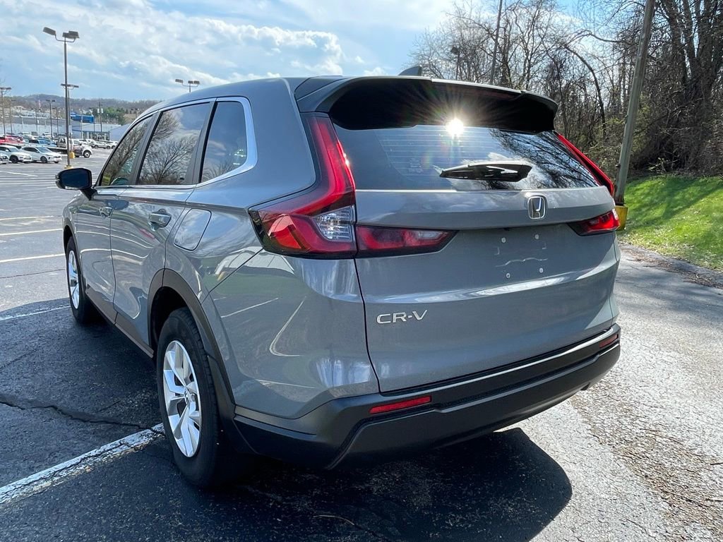 Used 2024 Honda CR-V LX image 6