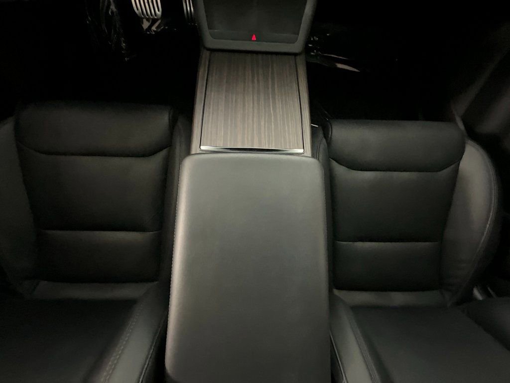 Used 2022 Tesla Model X image 13