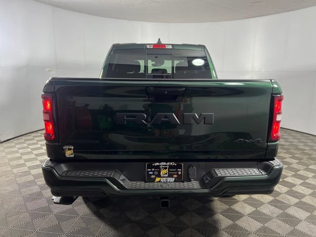 New 2026 RAM 1500 Big Horn w/ Night Edition AWD/4WD image 6