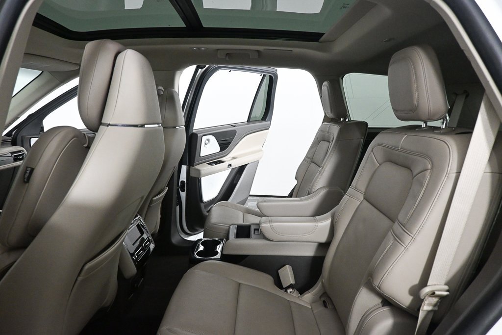 Used 2022 Lincoln Aviator Reserve w/ Equipment Group 201A image 19