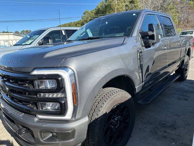 Used 2024 Ford F250 Lariat w/ Lariat Ultimate Package image 3