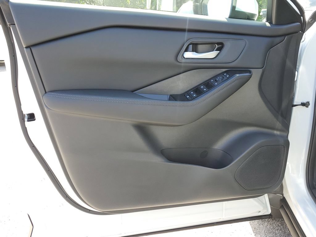 New 2026 Nissan Rogue SV w/ Cold Weather Package FWD image 21