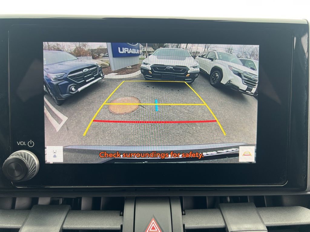 Used 2023 Toyota RAV4 SE image 15