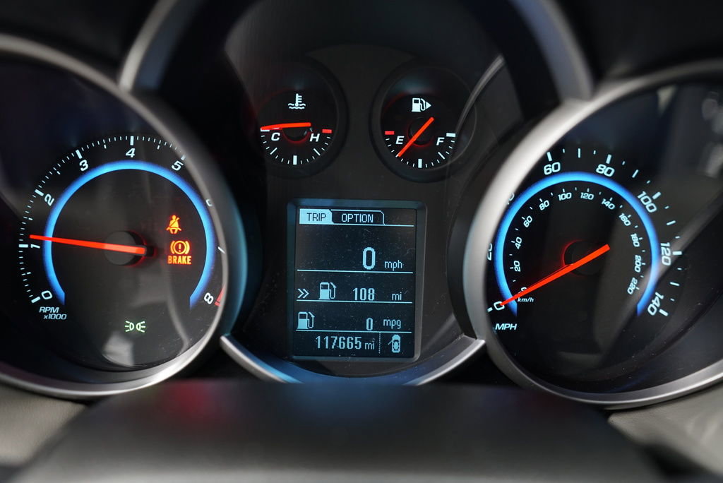 Used 2016 Chevrolet Cruze L FWD image 22