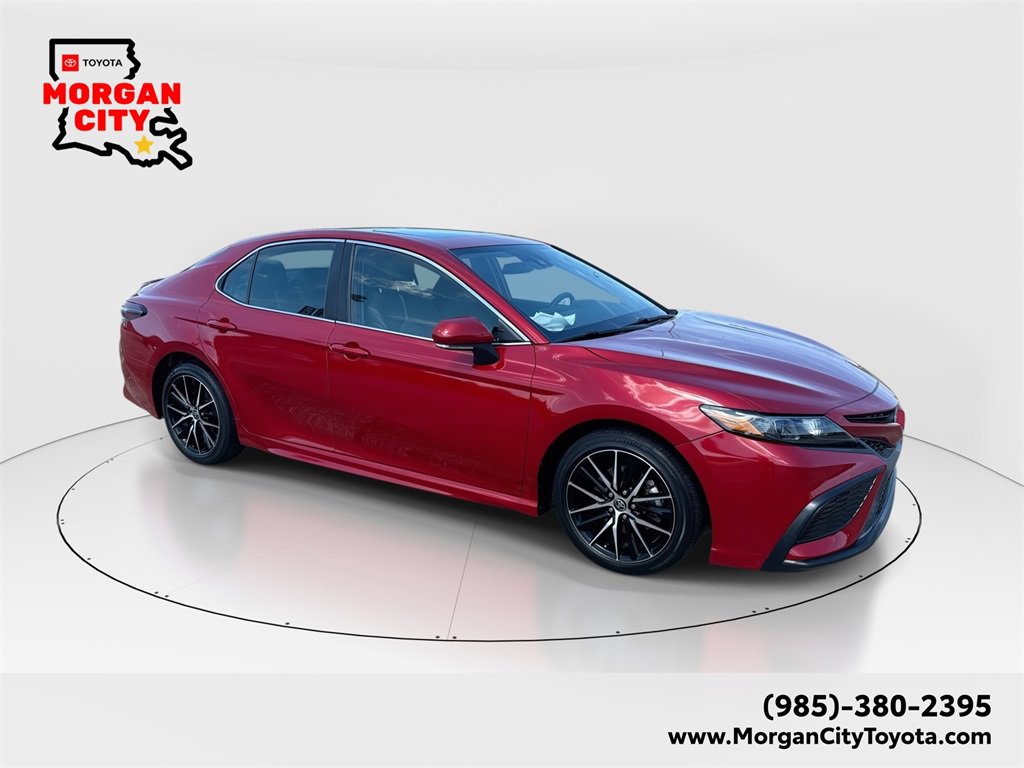 Used 2021 Toyota Camry SE