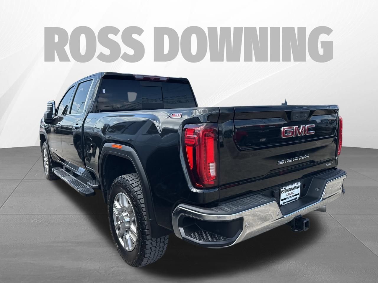 Used 2023 GMC Sierra 2500 SLT w/ Texas SLT Premium Package AWD/4WD image 6