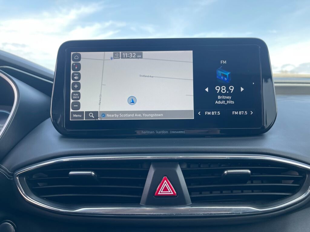 Used 2023 Hyundai Santa Fe Limited image 11