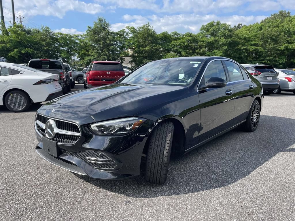 Used 2025 Mercedes-Benz C 300 Sedan w/ Winter Package image 7