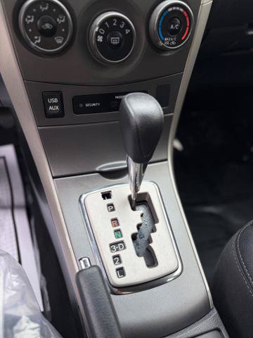 Used 2012 Toyota Corolla S FWD image 17