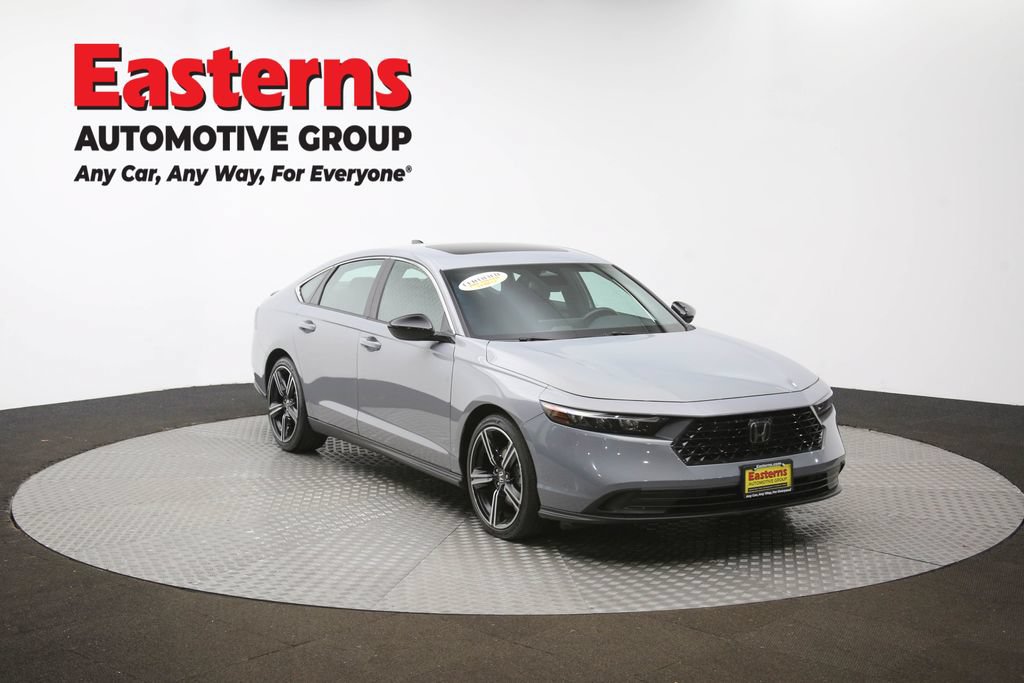 Used 2025 Honda Accord Sport image 47