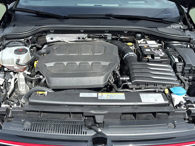 Used 2024 Volkswagen GTI Autobahn image 10