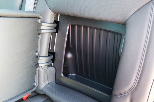 New 2026 GMC Sierra 3500 SLT w/ SLT Convenience Package image 14