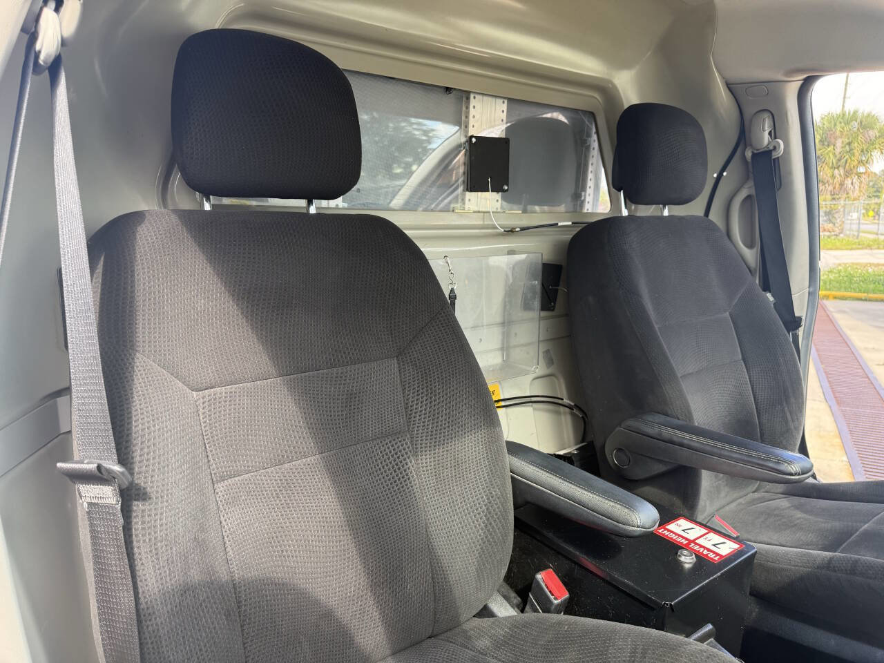 Used 2013 RAM C/V Tradesman image 33