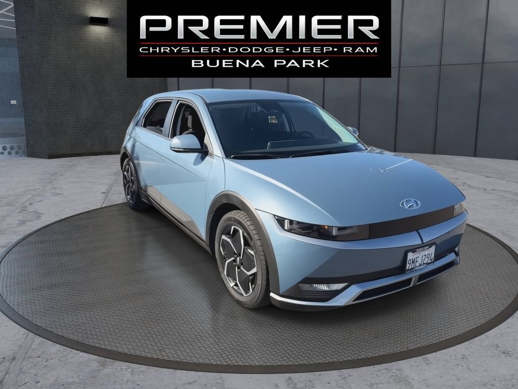 Used 2024 Hyundai Ioniq 5 SEL RWD image 2