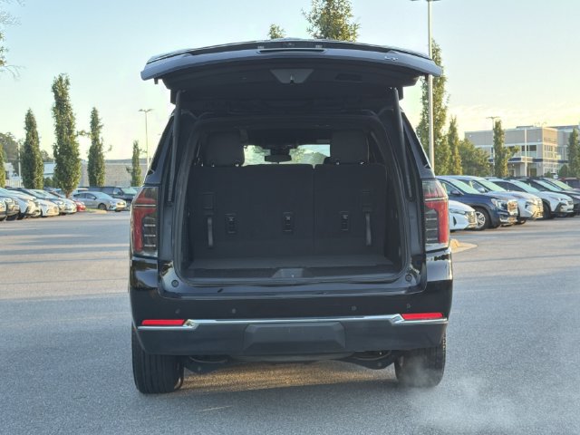 Used 2025 Chevrolet Tahoe LT AWD/4WD image 15