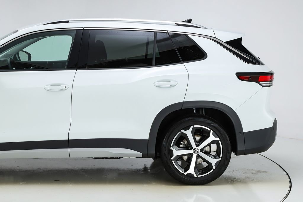 New 2026 Volkswagen Tiguan SE image 42