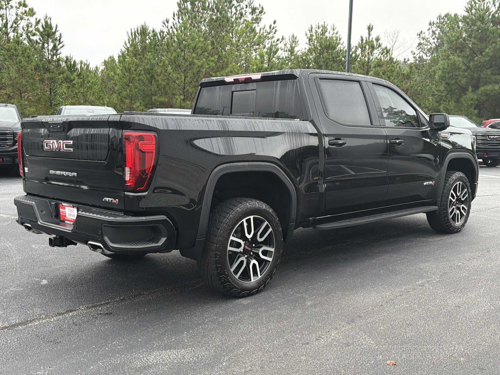 Used 2023 GMC Sierra 1500 AT4 w/ AT4 Premium Package AWD/4WD image 35