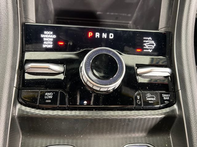 Used 2024 Jeep Grand Cherokee Trailhawk image 26