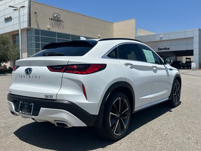 Certified 2023 INFINITI QX55 Luxe w/ Cargo Package AWD/4WD image 4