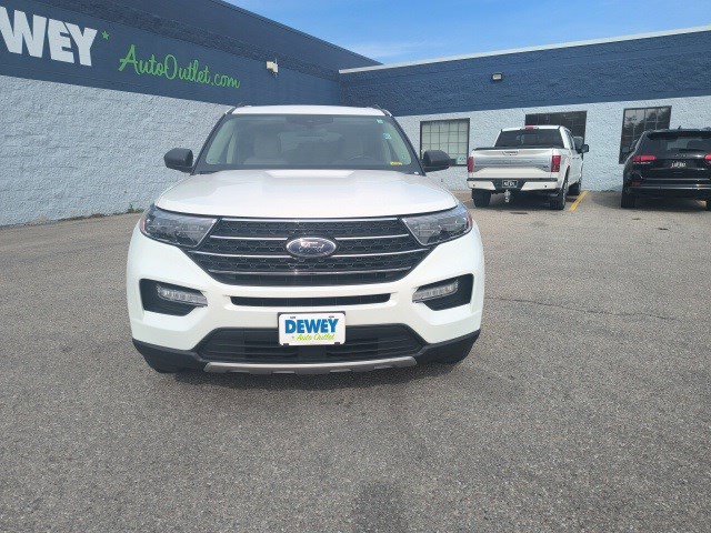 Used 2020 Ford Explorer XLT w/ Equipment Group 202A image 8