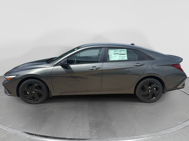 New 2026 Hyundai Elantra SEL FWD image 5
