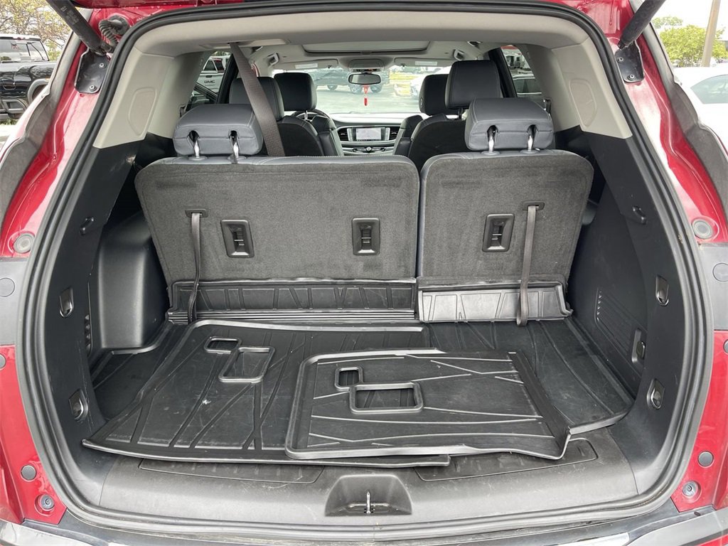 Used 2020 Buick Enclave Essence w/ Sound and Sites Package image 25