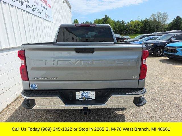 Used 2023 Chevrolet Silverado 1500 LT AWD/4WD image 8