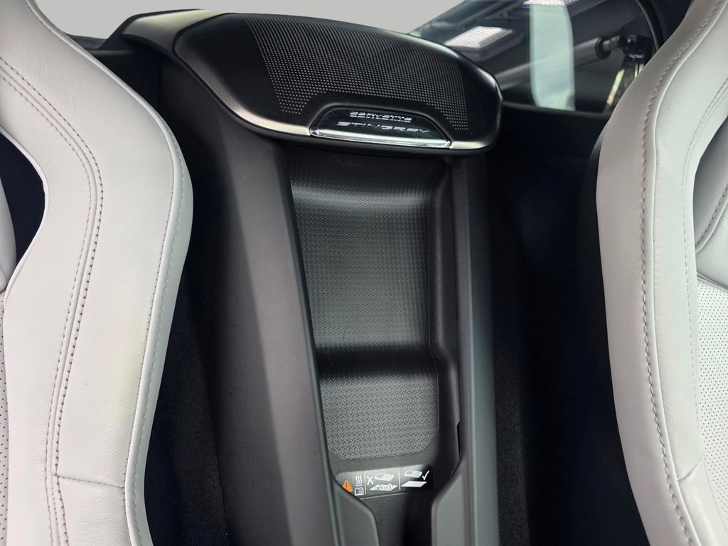 Used 2021 Chevrolet Corvette Stingray Preferred Cpe w/ Battery Protection Package image 15