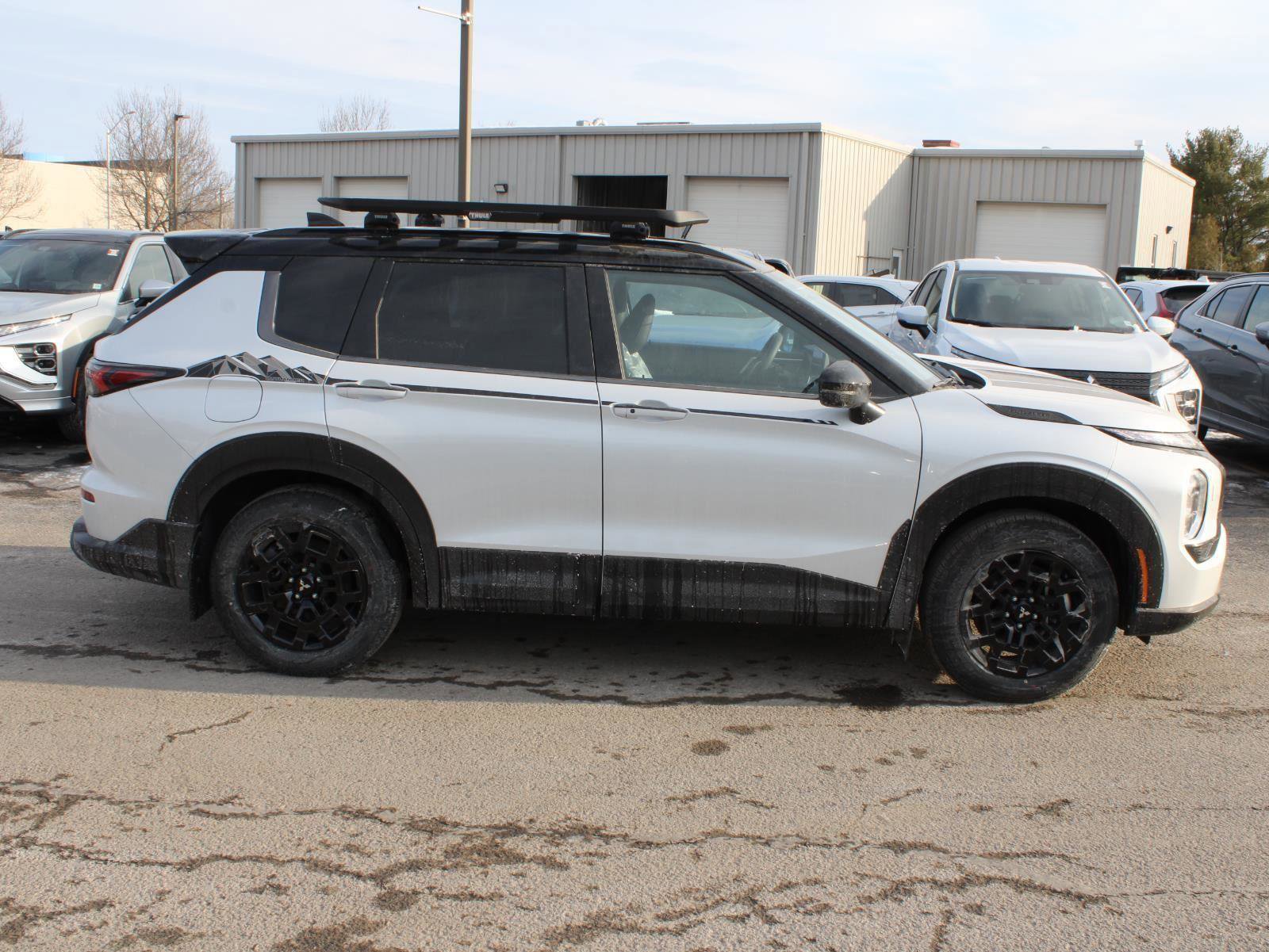 New 2026 Mitsubishi Outlander Trail Edition image 4