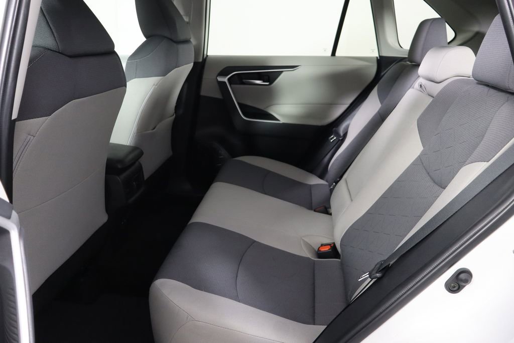 Used 2023 Toyota RAV4 XLE FWD image 16