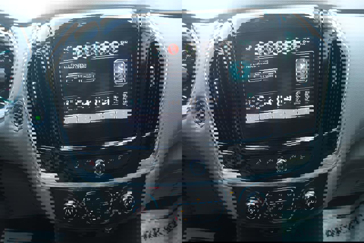 Used 2019 Chevrolet Traverse LT w/ LT Premium Package image 40