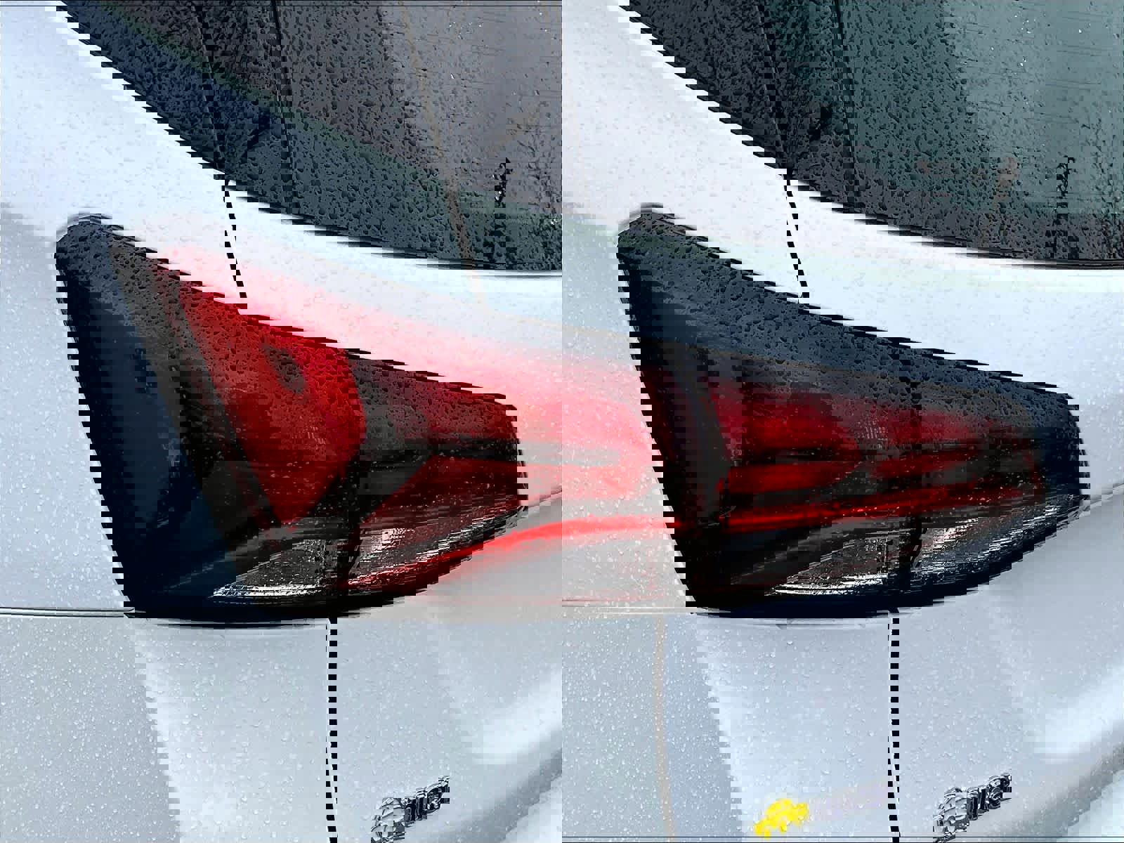 Used 2024 Chevrolet Equinox LS image 31