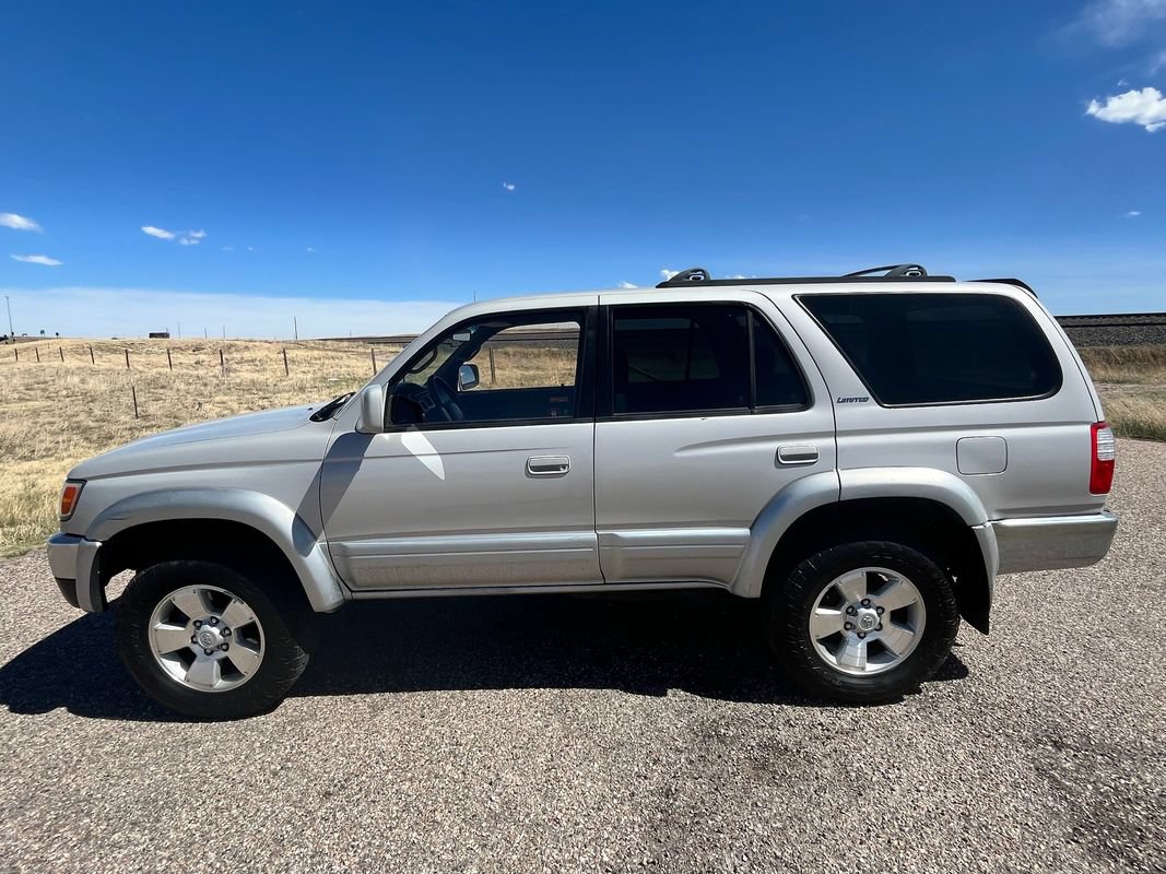 Used 1997 Toyota 4Runner Limited AWD/4WD image 2