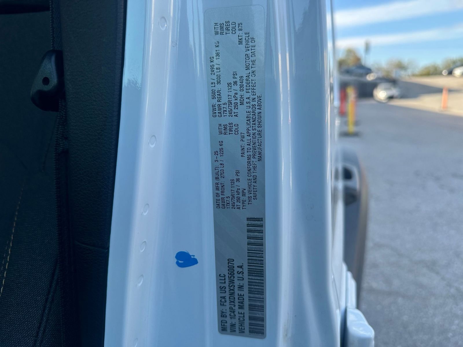 Used 2025 Jeep Wrangler Sport S image 28