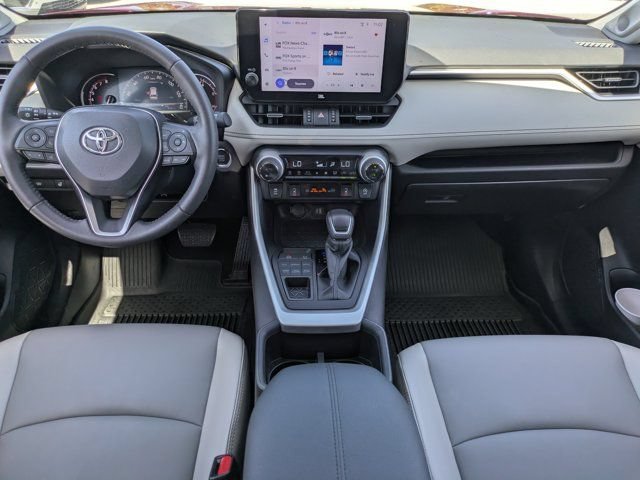 Used 2023 Toyota RAV4 XLE Premium AWD/4WD image 15