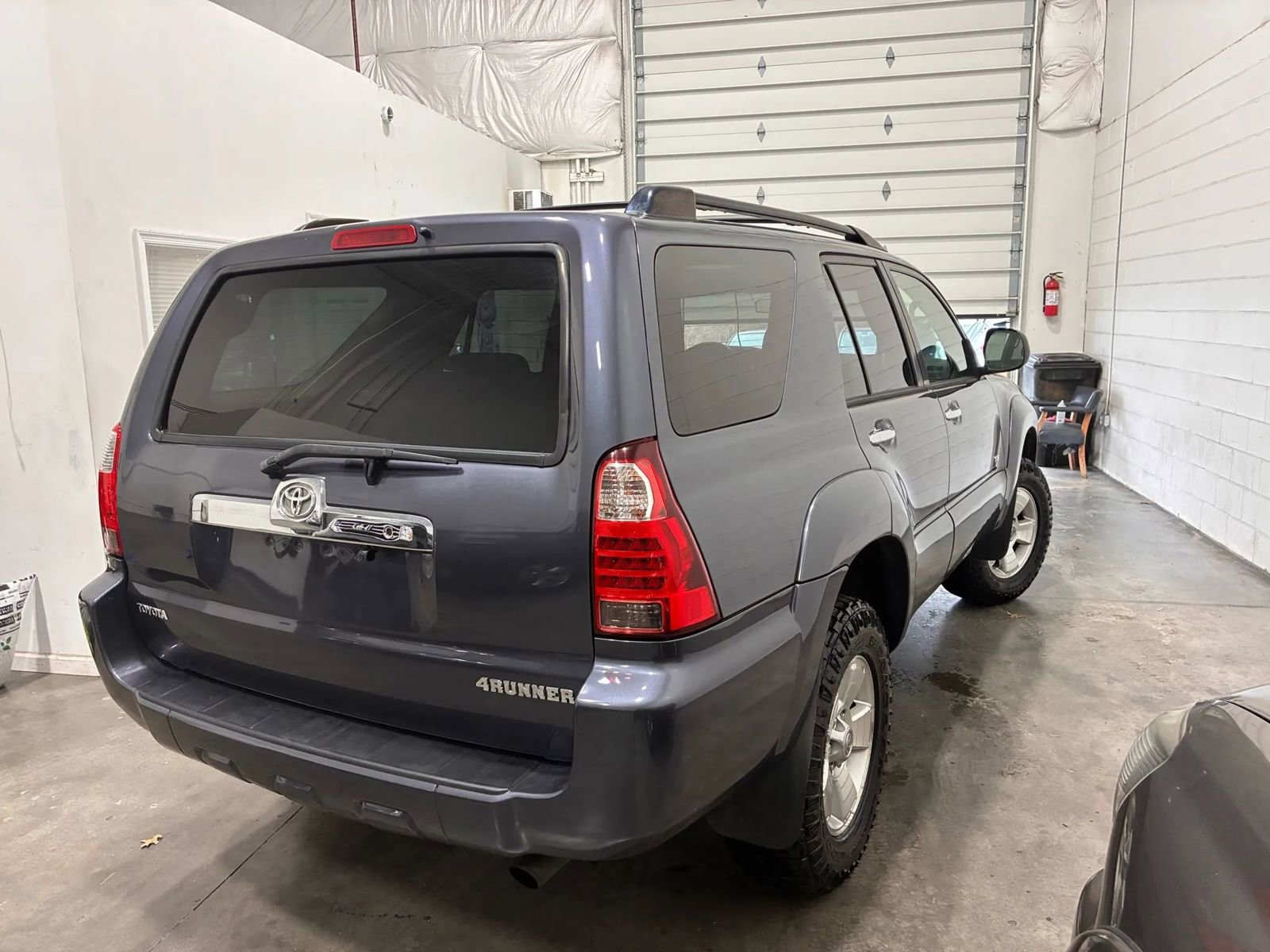 Used 2006 Toyota 4Runner Sport RWD image 8