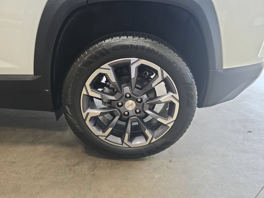 New 2026 GMC Terrain Elevation w/ Elevation Premium Package AWD/4WD image 37