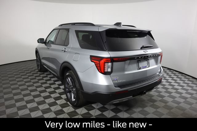 Certified 2025 Ford Explorer Active w/ Active Comfort Package image 7