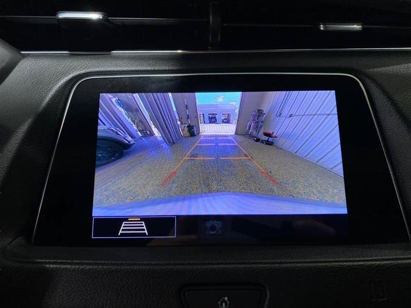 Used 2020 Cadillac XT4 Sport w/ Driver Awareness Package FWD image 16