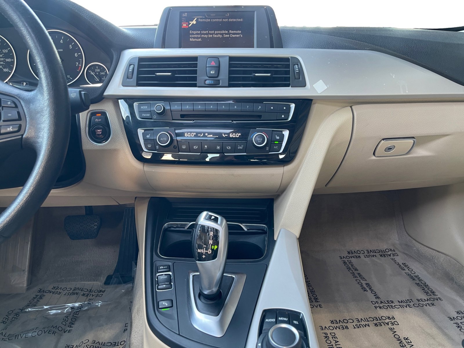 Used 2016 BMW 320i Sedan RWD image 11