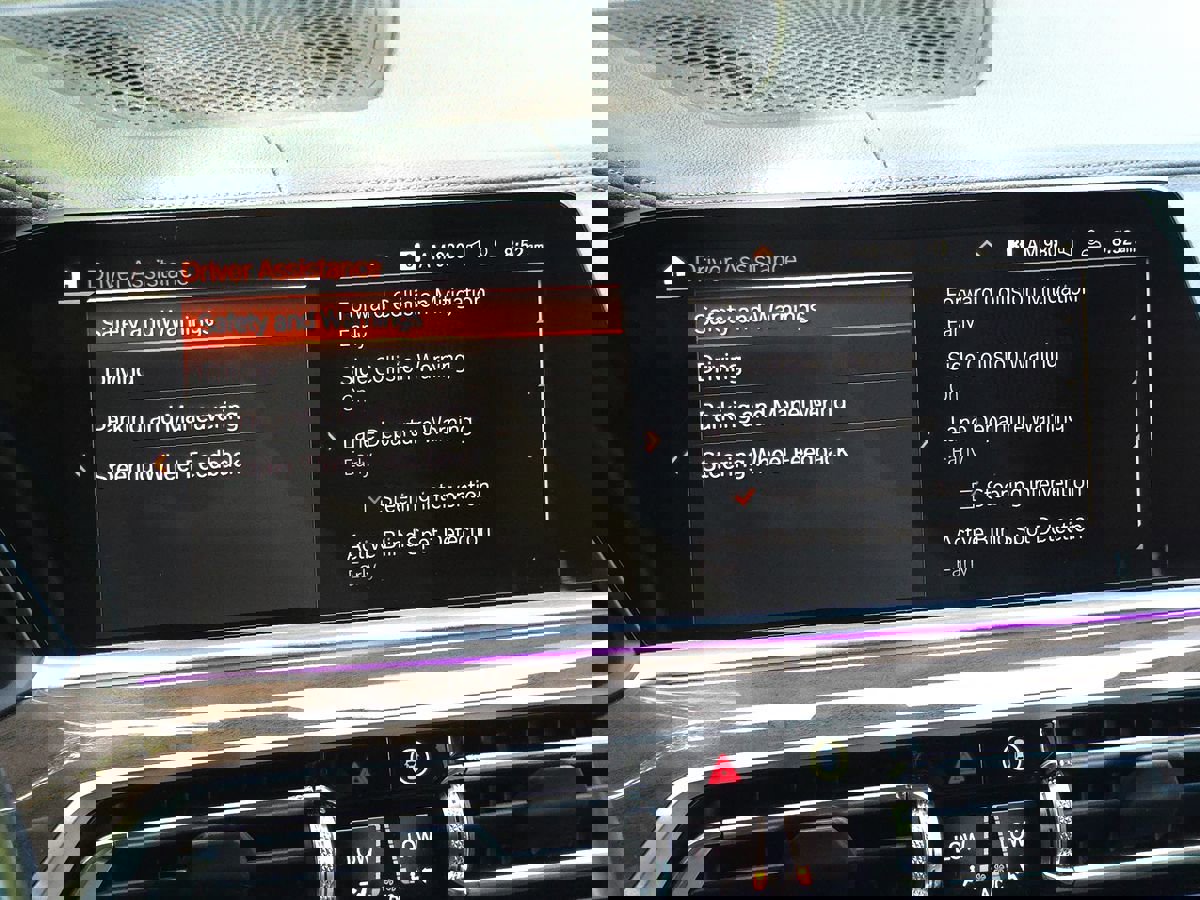 Used 2021 BMW X5 sDrive40i w/ M Sport Package image 43