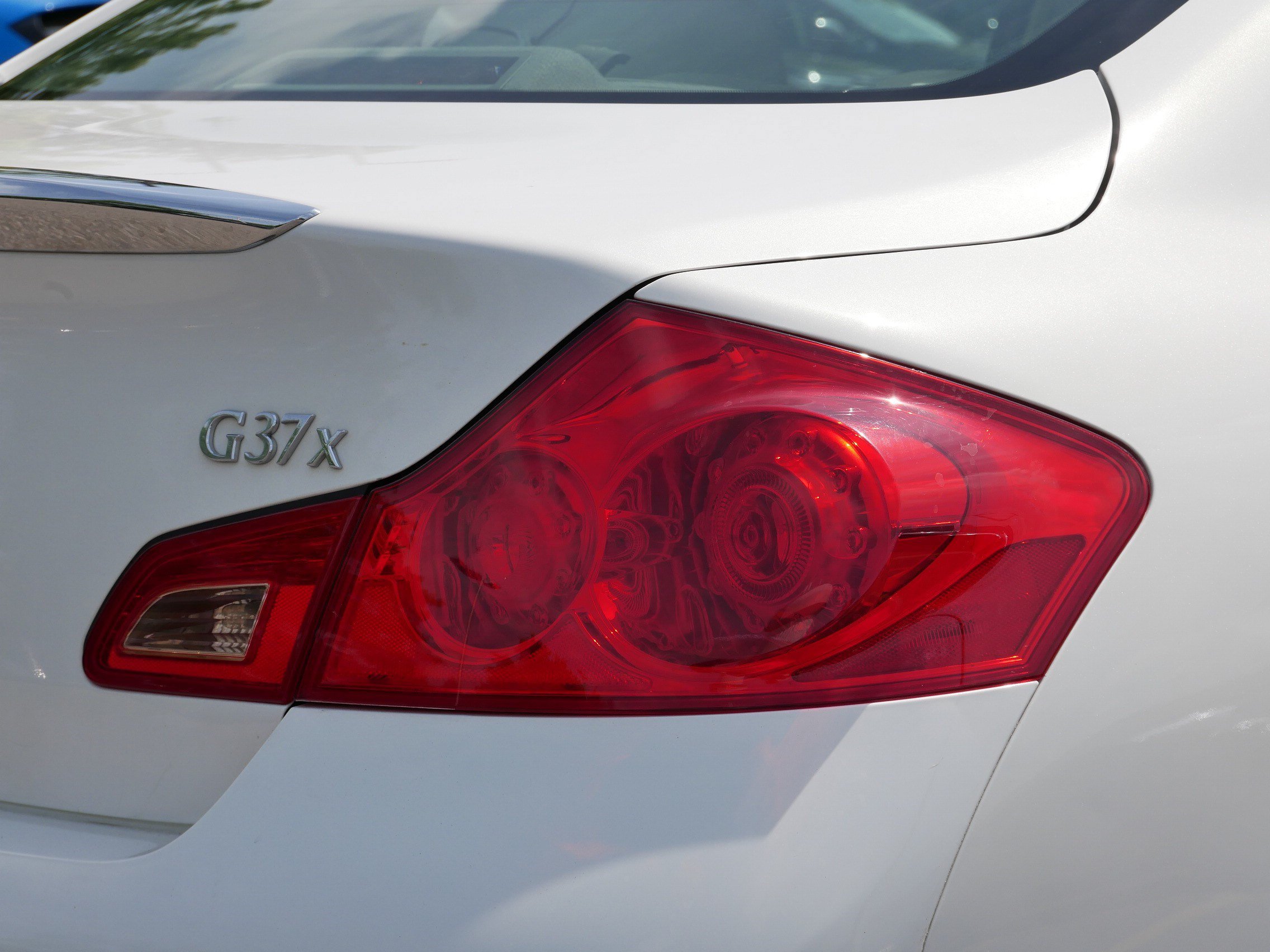 Used 2010 INFINITI G37 x Sedan w/ Premium Pkg AWD/4WD image 17