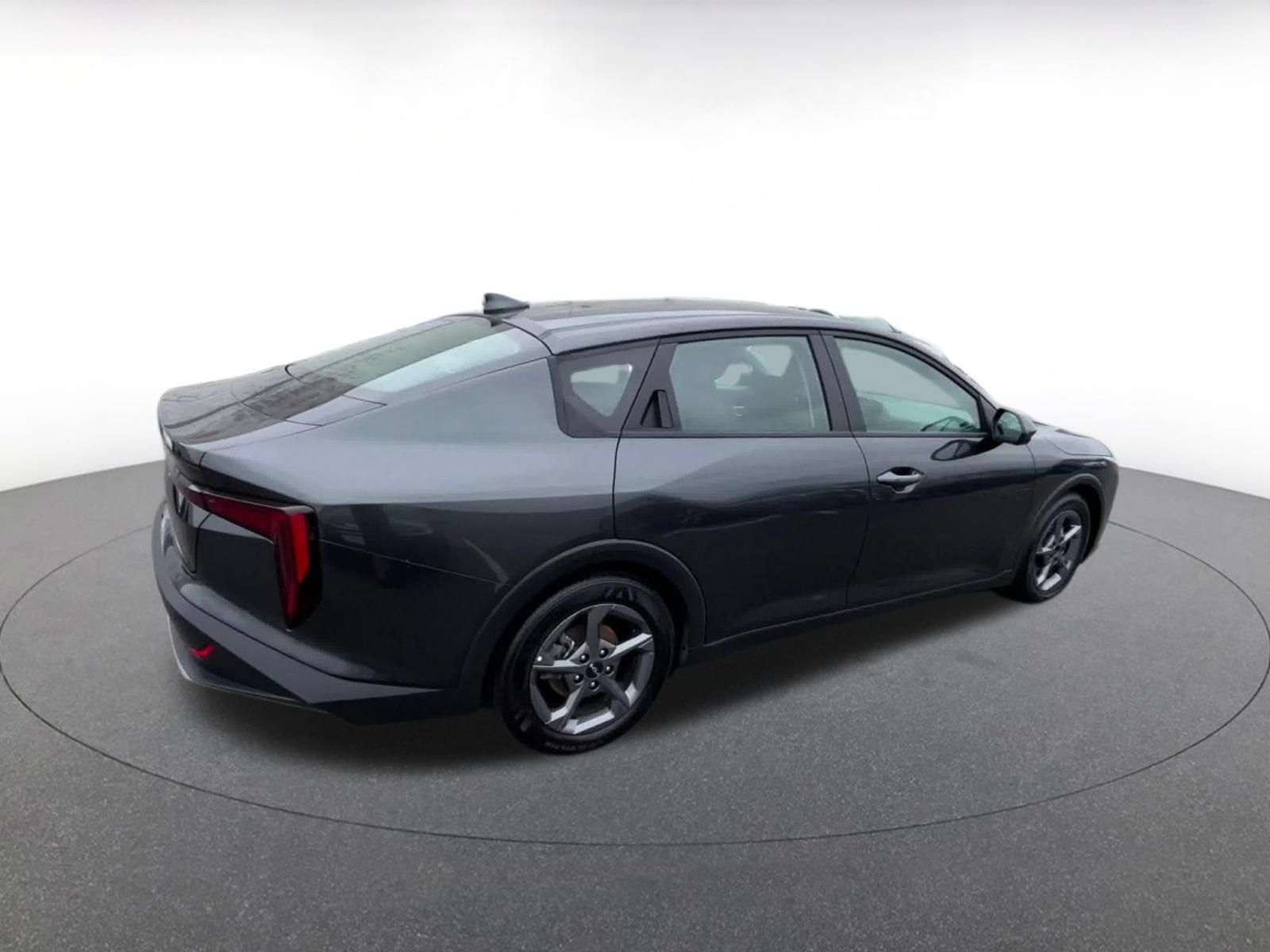 Used 2025 Kia K4 FWD image 14