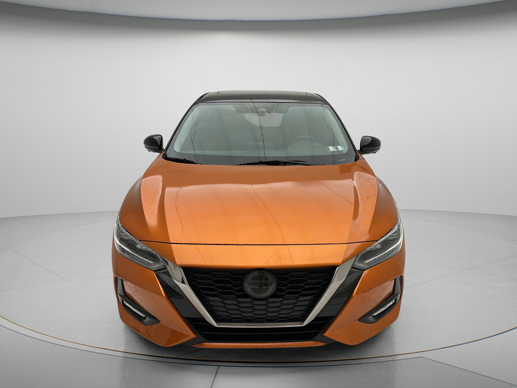 Used 2022 Nissan Sentra SR w/ SR Premium Package FWD image 2