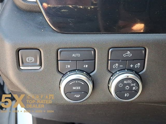 Used 2024 GMC Sierra 1500 Elevation image 29